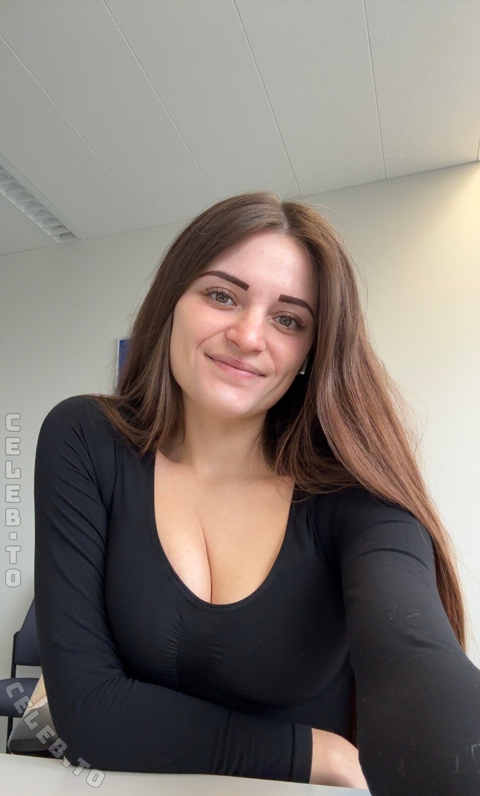 Nina_ho nude photo 2