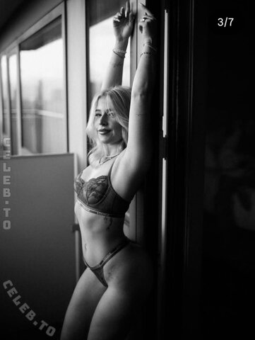 nina.kxs Sexy (1 photo)