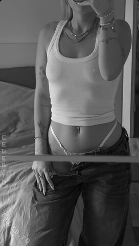nina.kxs nude photo 14