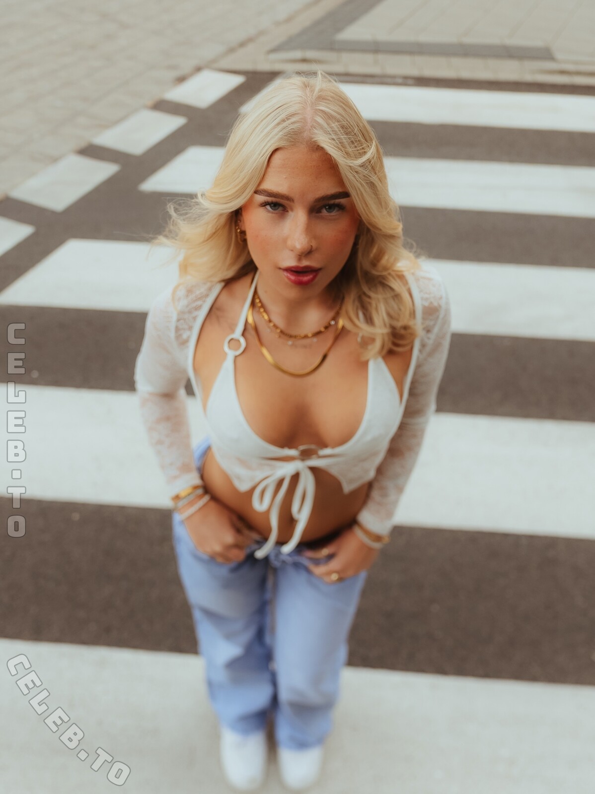 nina.kxs nude photo 2