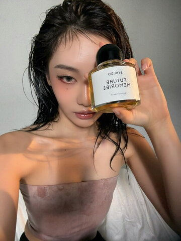 Ningning nude photo 53