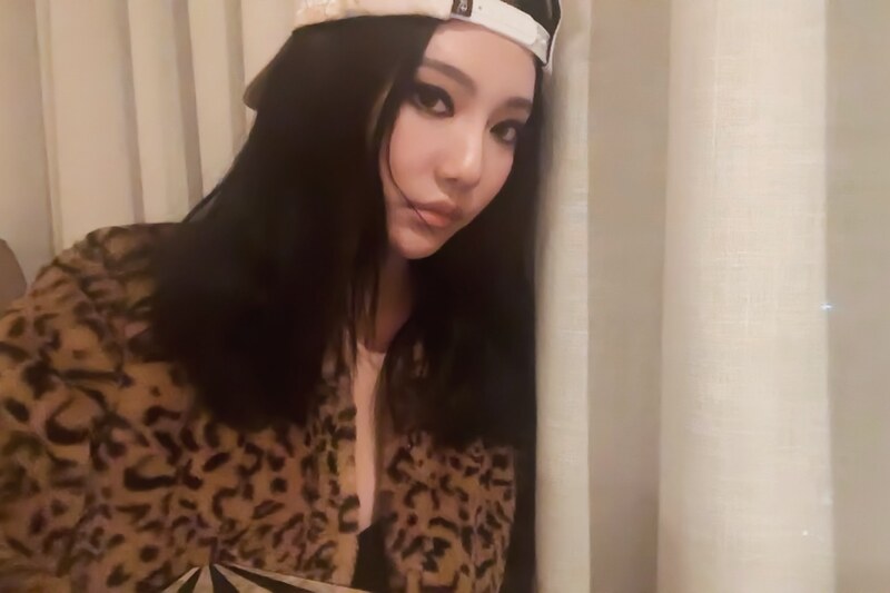 Ningning nude photo 5