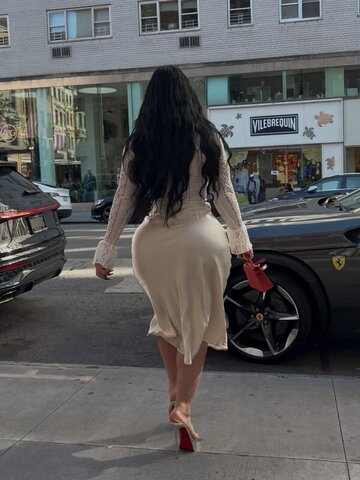 nisa b nude photo 2
