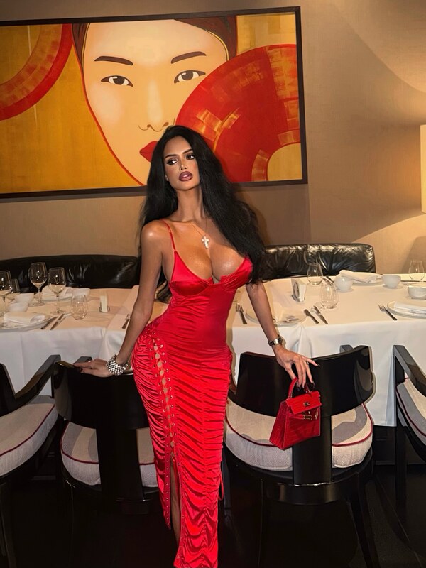 Nita Kuzmina nude photo 1