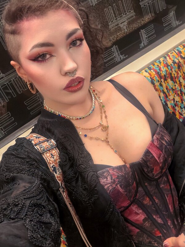 Nixi XS nude photo 3