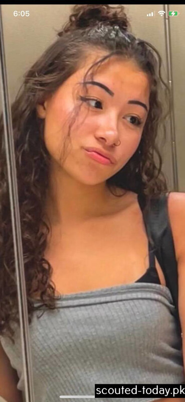 Niya Sengkeo nude photo 1