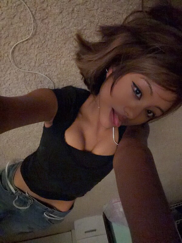 n.nyquil nude photo 1