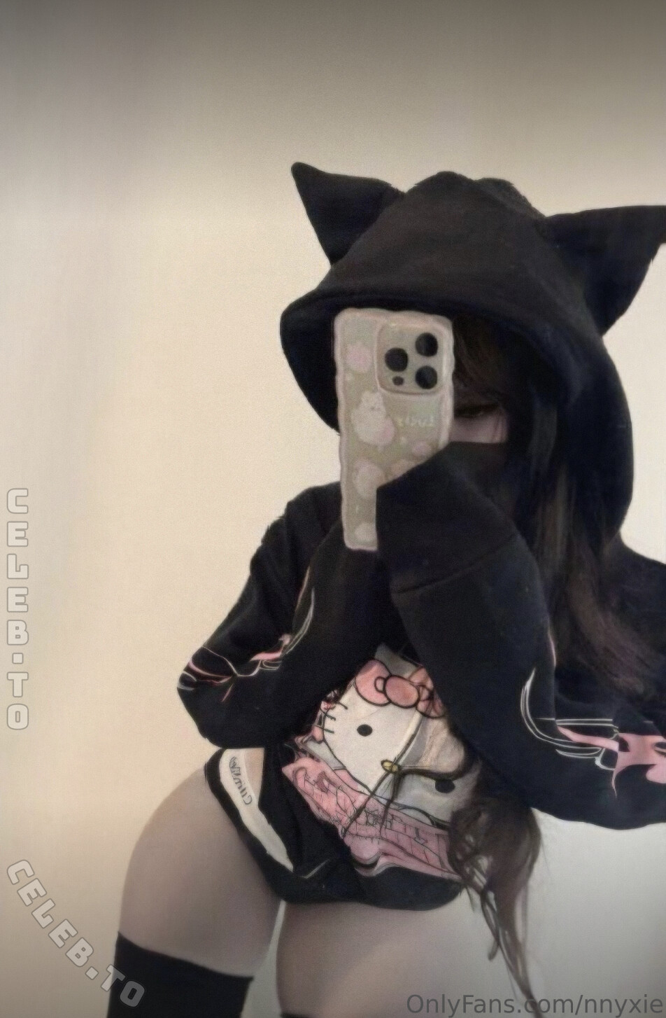 nnyxie nude photo 6