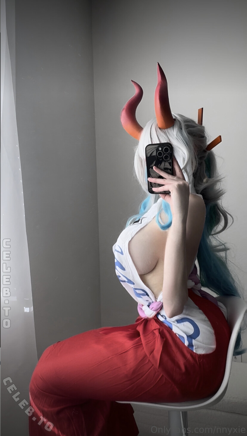 nnyxie nude photo 14