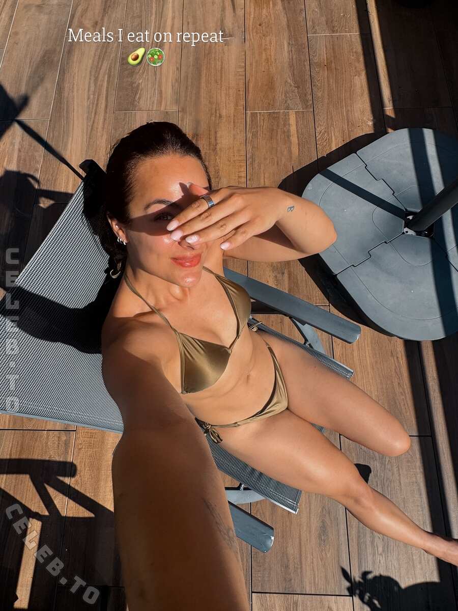 Nochtlii nude photo 10