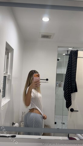 Noelle leyva nude photo 33