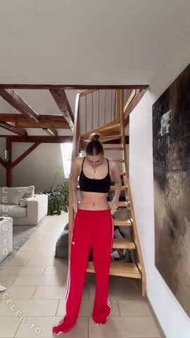 Noemi Peschel nude photo 12