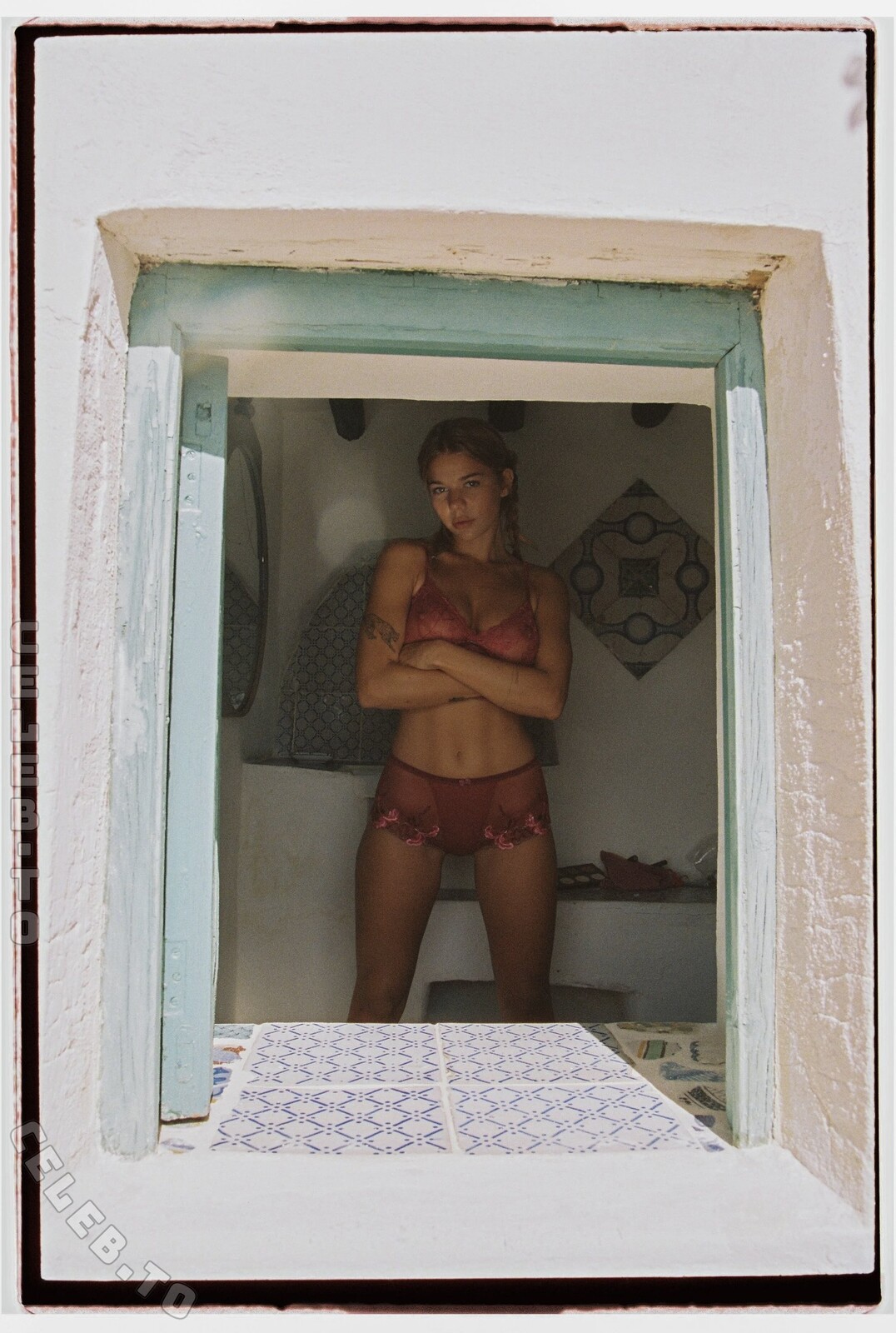 Noemie Neuens nude photo 3