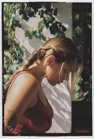Noemie Neuens photo 4
