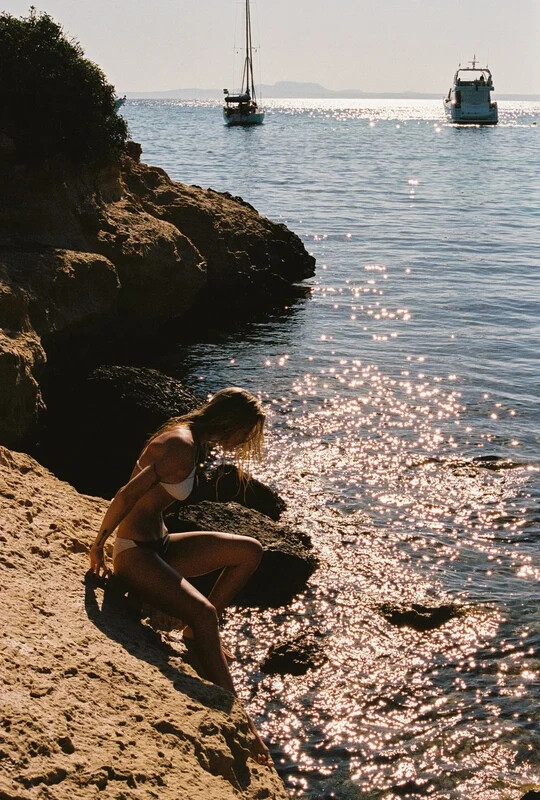 Noémie Neuens nude photo 6