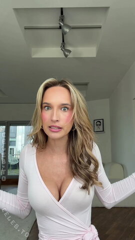 Nona kanal nude photo 12