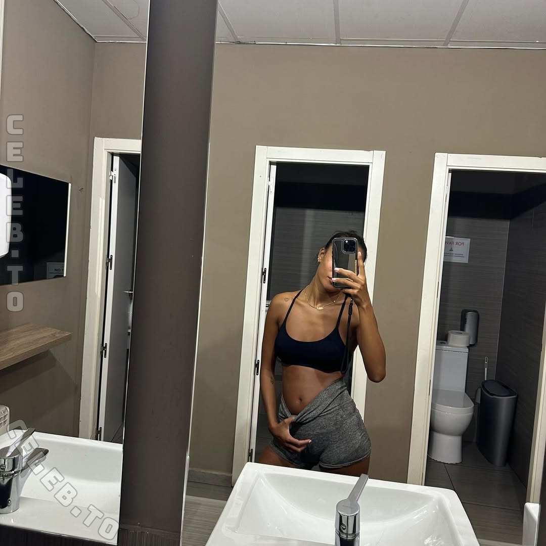 Nona Sobo nude photo 12