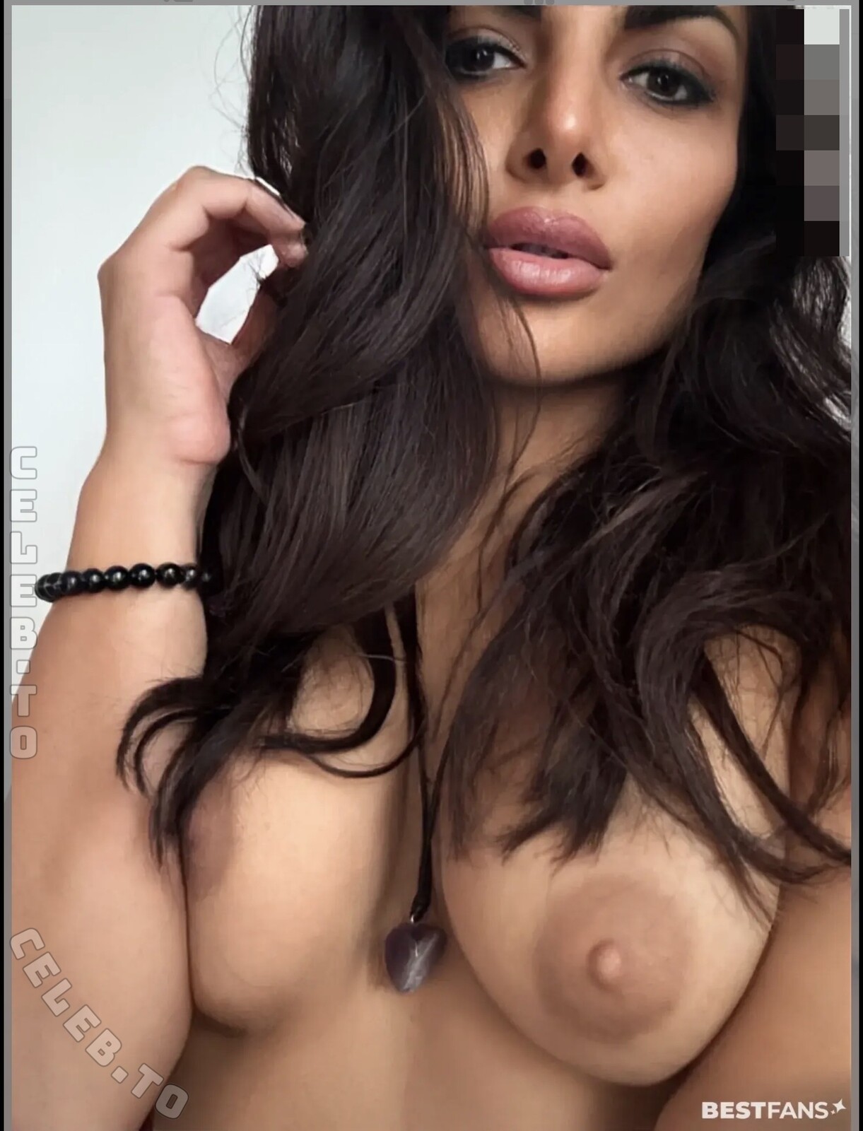 Nora Lob nude photo 1