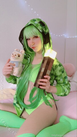Norinyan nude photo 15