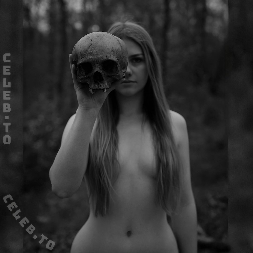 Northwindthul nude photo 9