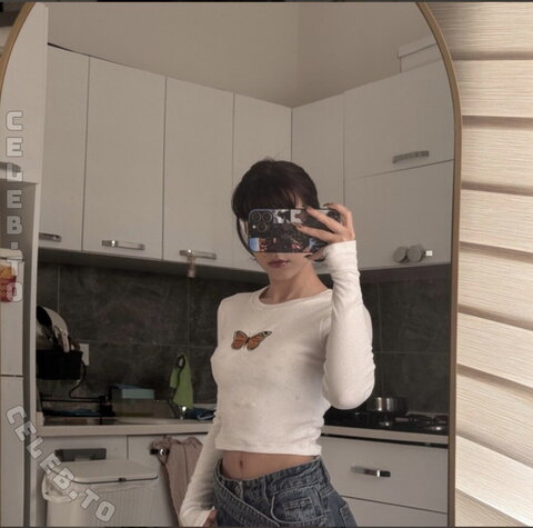 notaysea nude photo 8