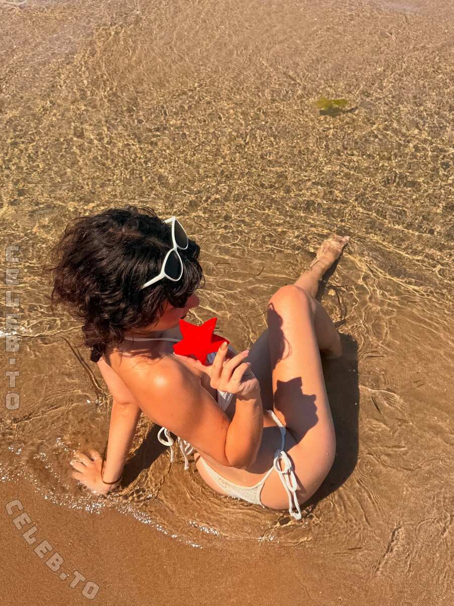 notaysea nude photo 7