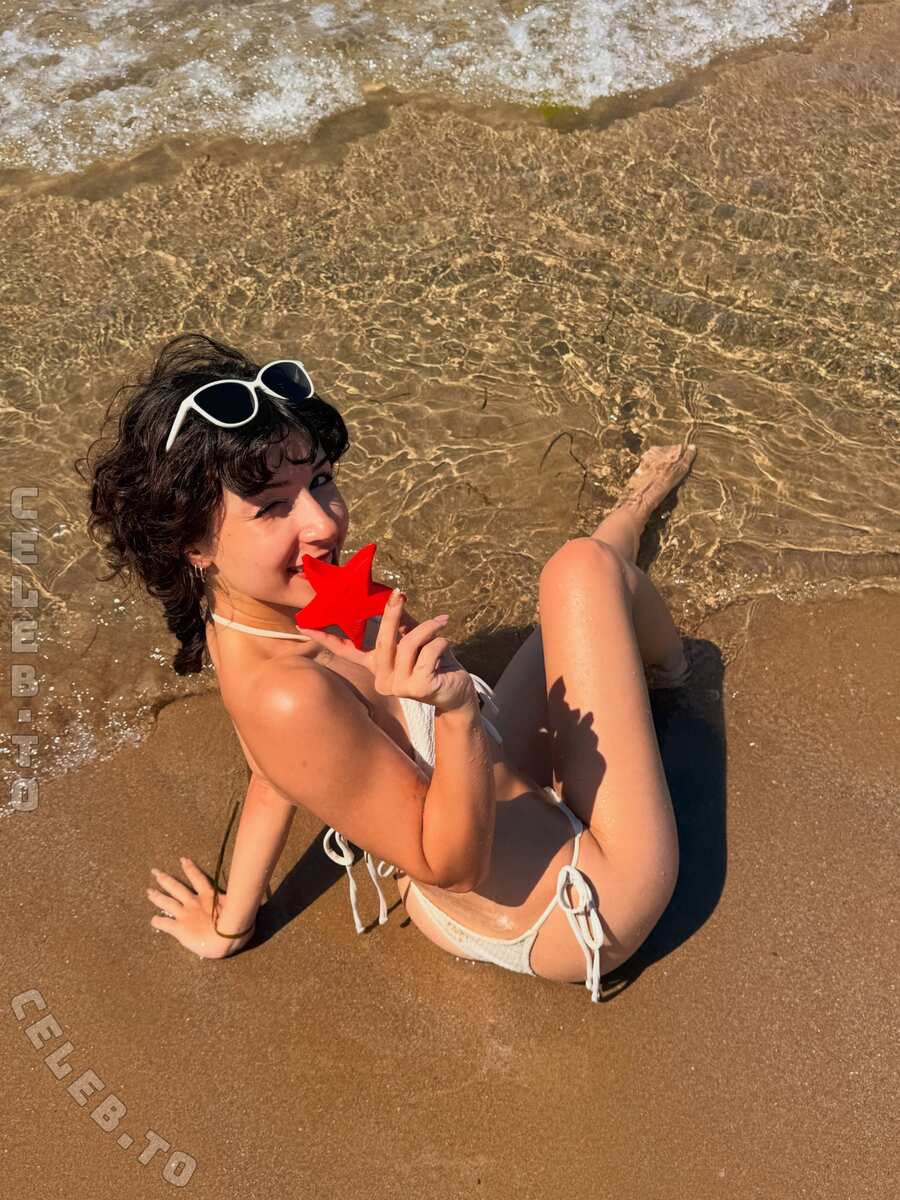 notaysea nude photo 10