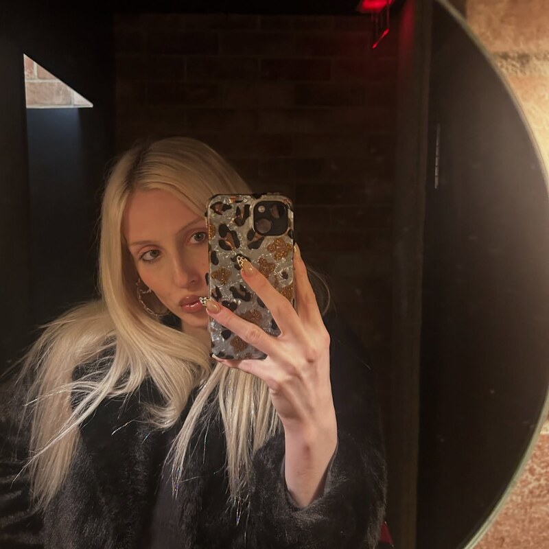 noturavgbl0nde nude photo 6