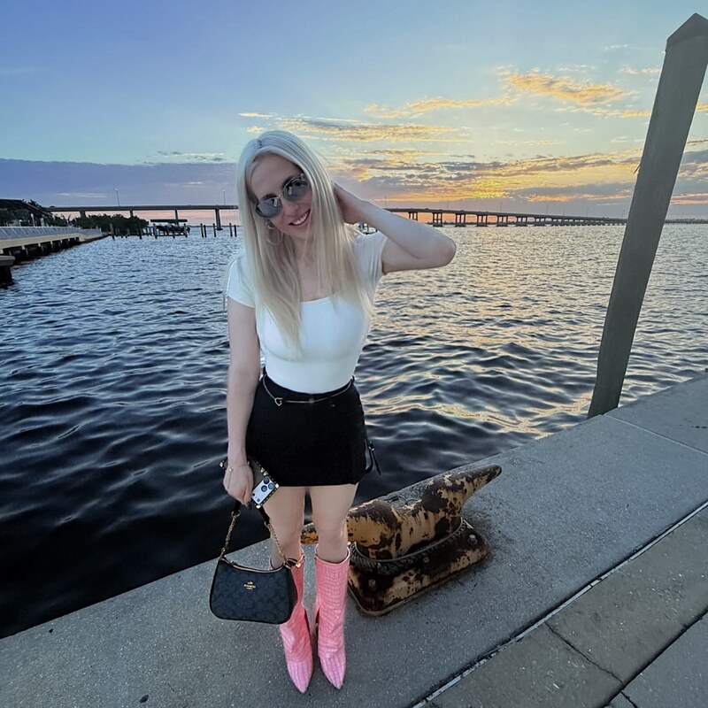 noturavgbl0nde nude photo 21