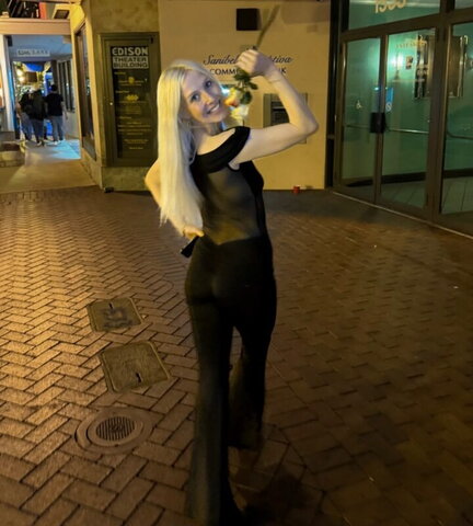 noturavgbl0nde nude photo 76