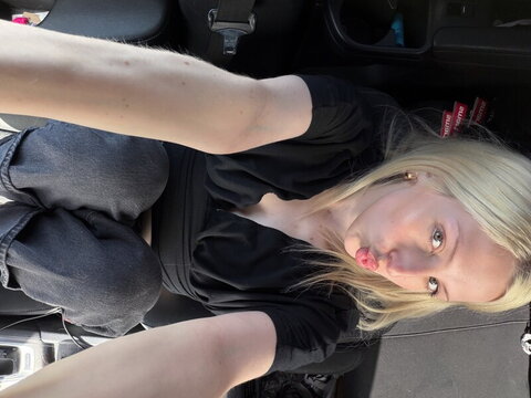 noturavgbl0nde nude photo 67