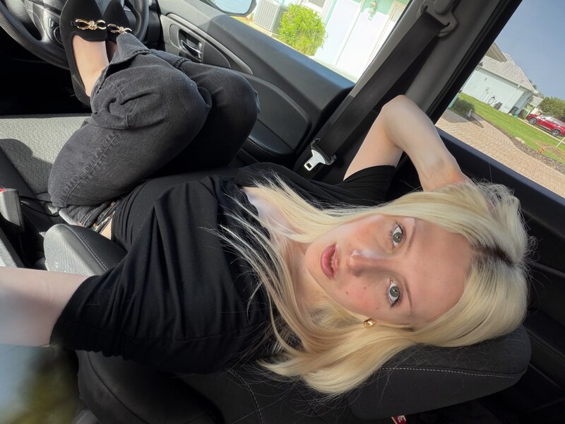 noturavgbl0nde nude photo 35