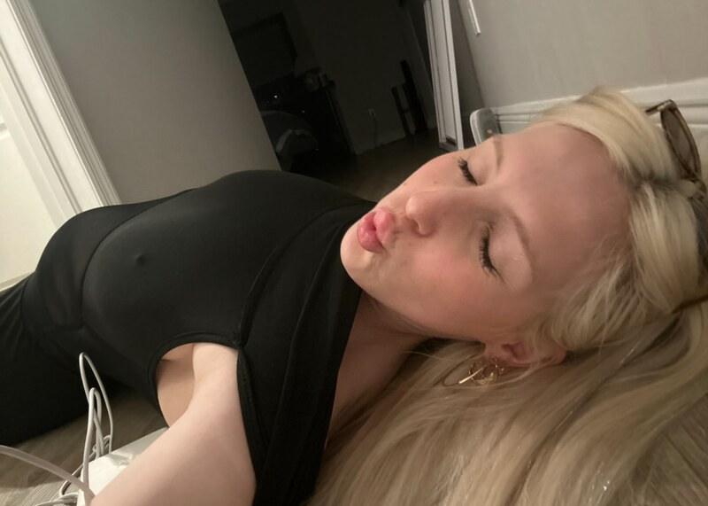 noturavgbl0nde nude photo 39