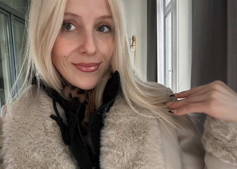 noturavgbl0nde nude photo 43