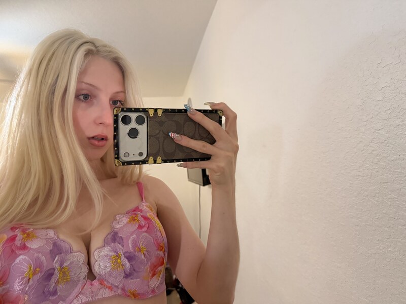 noturavgbl0nde nude photo 49