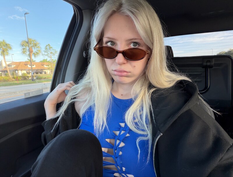 noturavgbl0nde nude photo 11