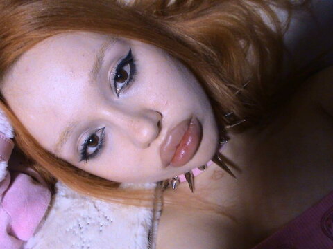 Notwifi nude photo 12