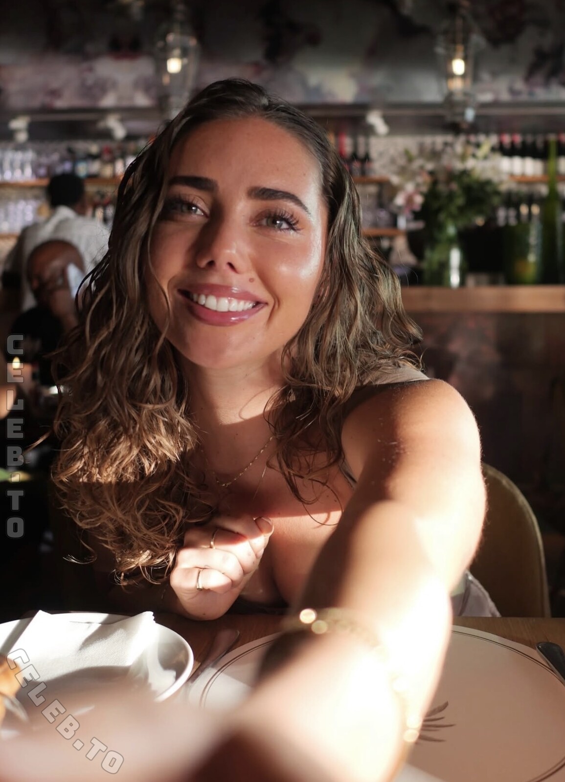 Nova Elodie Sarrailh nude photo 2