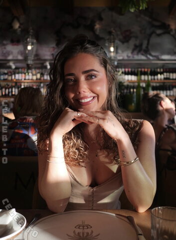 Nova Elodie Sarrailh nude photo 8