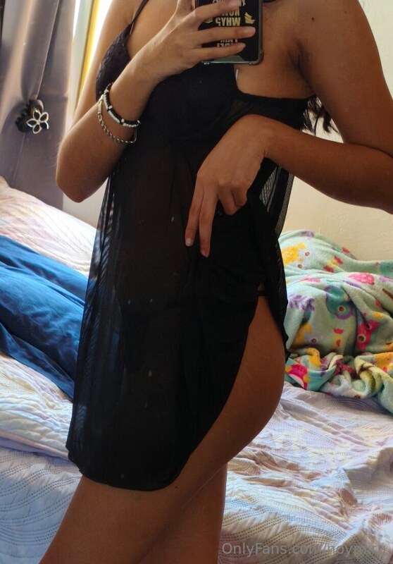 Noy y miru nude photo 2