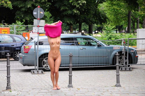 Nude in Public nude photo 571