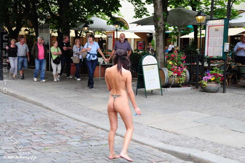 Nude in Public nude photo 626