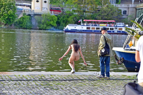Nude in Public nude photo 296