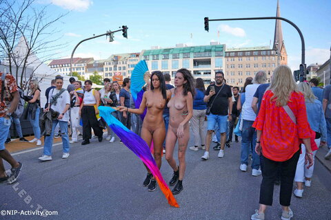 Nude in Public nude photo 86