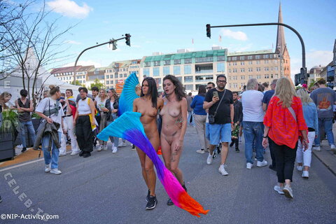 Nude in Public nude photo 85