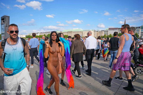 Nude in Public nude photo 63
