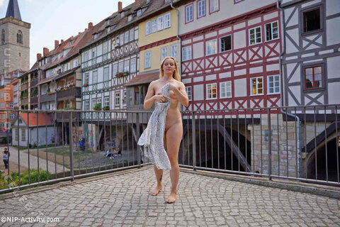 Nude in Public nude photo 553