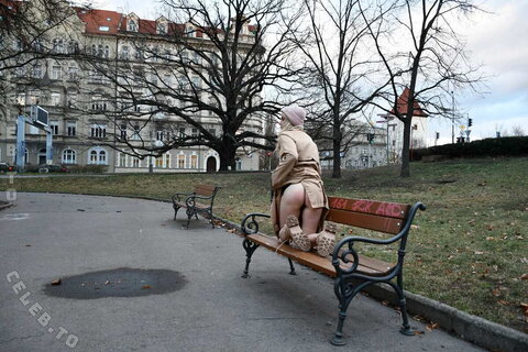 Nude in Public nude photo 40