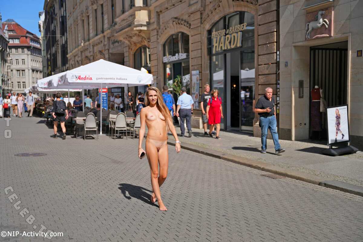 Nude in Public nude photo 18