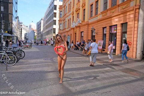 Nude in Public nude photo 95
